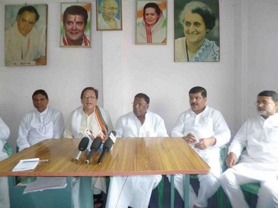 Kamalpur: AICC Observer V. Narayanswamy visited Kamalpur and Surma with PCC President, CLP leader and MLAs: Assured of organizational reconstitution soon Kamalpur: AICC Observer V. Narayanswamy visited Kamalpur and Surma with PCC President, CLP leader and MLAs: Assured of organizational reconstitution soon